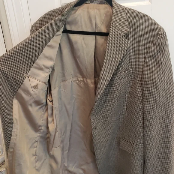 Austin Reed - Picture 1 of 11